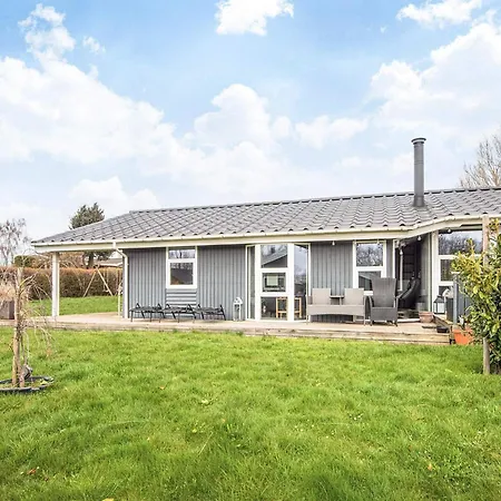 5 Star In Juelsminde Sønderby