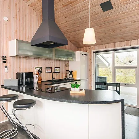 5 Star In Juelsminde Sonderby (Midtjylland)